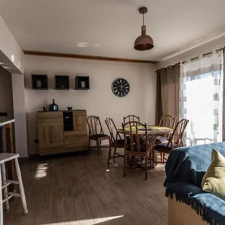 Amazing Seaview Duplex Penthouse סיינט פול ביי