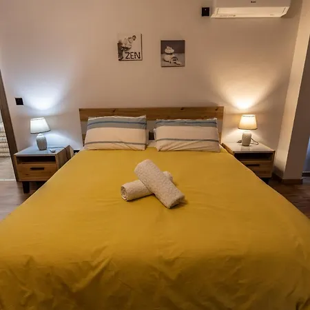 Amazing Seaview Duplex Penthouse Apartment St. Paul's Bay